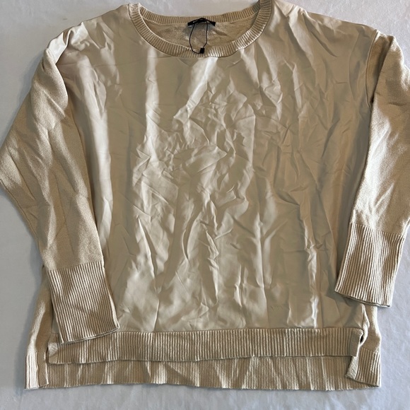 XL NWOT EXPRESS FAUX LEATHER PIECED HIGH SLIT SWEATER Long Sleeve Top Winter
NE - Picture 8 of 14